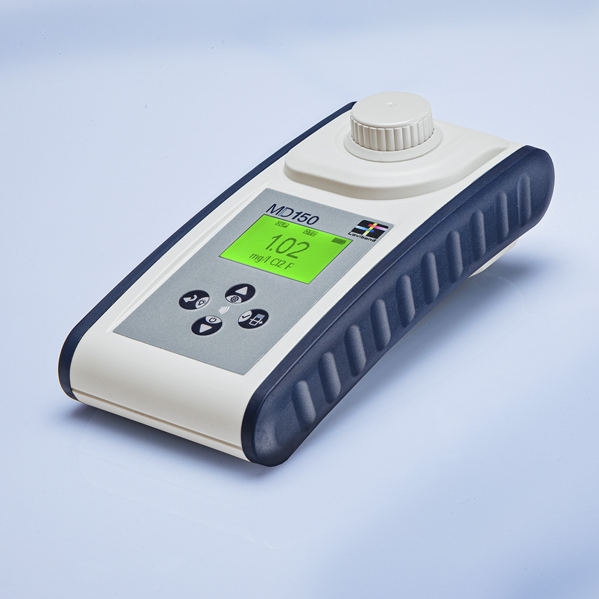 LOVIBOND MD150 Fotometer na pH, voľný a celkový chlór, kufríková sada s tabletkovými reagenciami na pH a práškovými na chlór